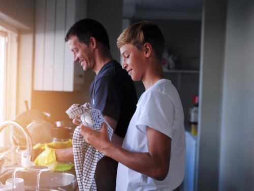 How often should you really clean your water bottle? Experts weigh in