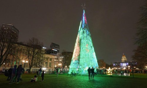 Where to find Christmas, holiday lights near Denver in 2025