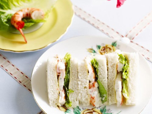 Classic chicken finger sandwiches