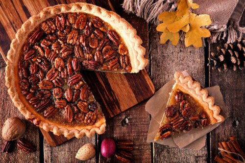 How to bake pecan pie this Thanksgiving, according to pastry chefs