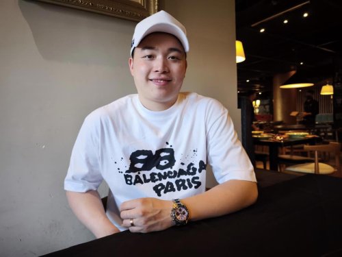 Badminton Champ Aaron Chia Gets Real About Life Off The Court, Trolls &amp; K-Pop