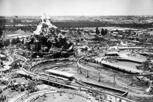 'I never saw it as work': Original Imagineer Bob Gurr on designing Disneyland