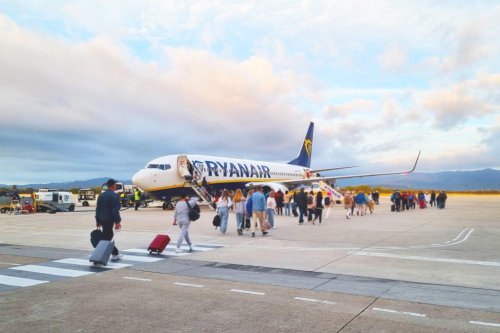 Major airlines ban common item on flights &mdash; don&rsquo;t get caught out
