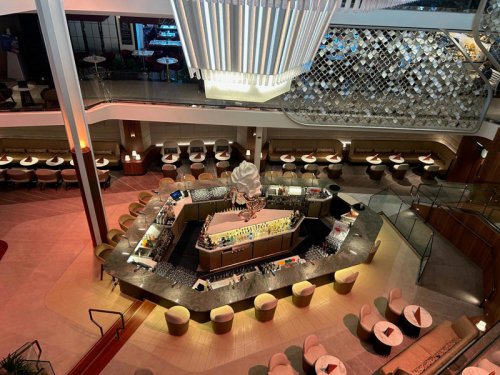 This new cruise brings Vegas-style shows, bold dining and big-ship calm