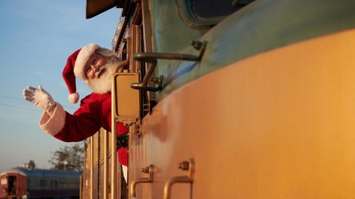 Top 10+ Christmas train rides brimming with yuletide cheer