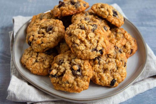 This 120-Year-Old Oatmeal Raisin Cookie Recipe Is Foolproof (and Delicious)