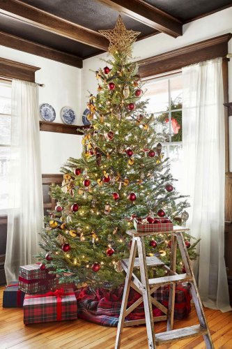 Designers are begging you to stop using these specific Christmas lights