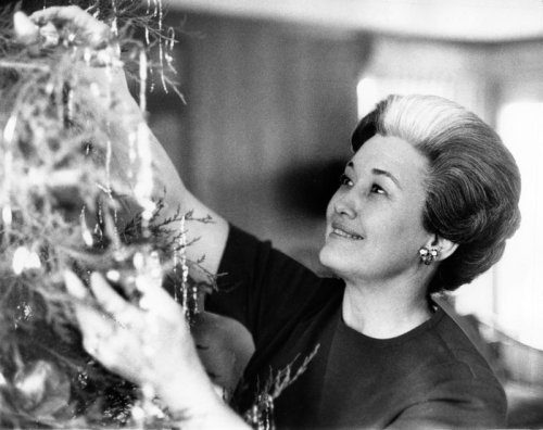 Merry Christmas, Louisville! See how the holiday has grown through the years