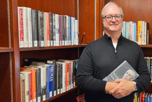 Want to read more books next year? Here are a few hacks from the top 1% of readers
