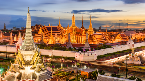 1. วัดพระเชตุพนวิมลมังคลารามราชวรมหาวิหาร (วัดโพธิ์), 2. วัดอรุณราชวรารามราชวรมหาวิหาร (วัดแจ้ง), 3. วัดพระศรีรัตนศาสดาราม (วัดพระแก้ว), 4. วัดมังกรกมลาวาส (วัดเล่งเน่ยยี่), 5. วัดยานนาวา, 6. วัดสุทัศนเทพวรารามราชวรมหาวิหาร, 7. วัดกัลยาณมิตร วรมหาวิหาร (หลวงพ่อโต ซำปอกง), 8. วัดหัวลำโพง&nbsp;, 9. วัดสระเกศราชวรมหาวิหาร (วัดภูเขาทอง), ไหว้พระ 9 วัด ใกล้ MRT และ BTS เดินทางง่าย ทำบุญรับปีใหม่ 2569