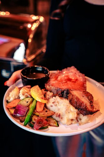 These metro Detroit restaurants have special menus for New Year's Eve
