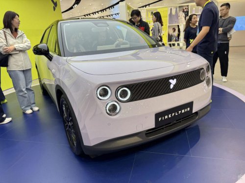 Firefly EV arrives in Singapore, Nio&rsquo;s first global RHD market. Will it come to Malaysia?