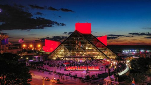 Traveling with kids? Try these 10 destinations in 2026.