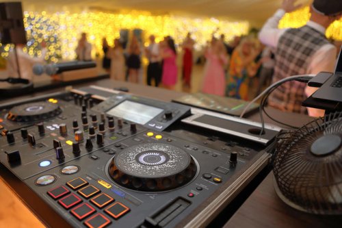 I've been in over 125 weddings. Here are 5 things guests actually care about &mdash; and 5 that are a waste of money.