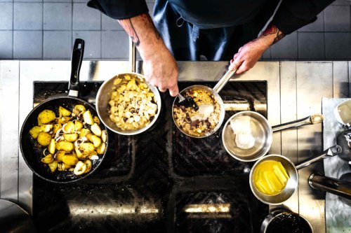 Top 6+ ways chefs make food taste better without salt or butter