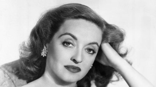 Croquettes, Spinach-stuffed filets, Red flannel hash, Split pea soup, Boston baked beans, Cranberry mousse, Finnan haddie, Three-minute eggs, Top 8+ foods that Bette Davis loved