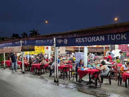 Taman Bukit Maluri&rsquo;s Restoran Yuan Kee draws a crowd with its great low-frills 'dai chow' fare
