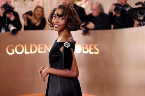 The 10 best beauty looks at the 83rd annual Golden Globes