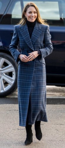 Princess Kate styles her ring stack to match Princess Diana&rsquo;s earrings