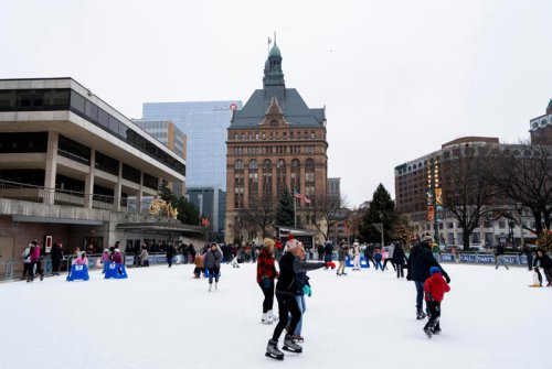 The Dan Jansen Family Fest Rink, Greenfield, Lisbon Park, Lisbon, Humboldt Park Lagoon, Milwaukee, Slice of Ice in Red Arrow Park, Milwaukee, WaterStone Bank Ice Rink, on the border of Milwaukee and Wauwatosa, Lynden Sculpture Garden, River Hills, Sussex Civic Center Ice Rink, Sussex, Regner Park, West Bend, Lowell Park, Waukesha, Buchner Park, Waukesha, Cahill Square Park, Whitefish Bay, Weather permitting, here are Milwaukee area outdoor ice skating rinks
