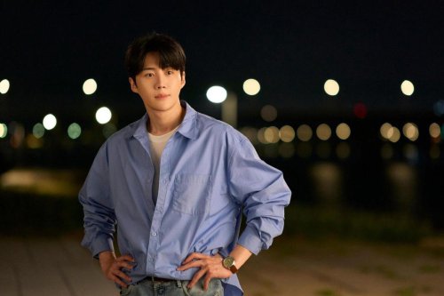 รู้จัก "คิมซอนโฮ" พระเอกซีรีส์เกาหลีเรื่อง ยากชะมัดรักภาษาอะไร (Can This Love Be Translated?) รับบท "จูโฮจิน" ล่ามหนุ่มอัจฉริยะ, รู้จัก "โกยุนจอง" นางเอกซีรีส์เกาหลีเรื่อง ยากชะมัดรักภาษาอะไร (Can This Love Be Translated?) รับบท "ชามูฮี" นักแสดงสาวชื่อดัง, เรื่องย่อซีรีส์เกาหลี Netflix 2026 "ยากชะมัดรักภาษาอะไร" (Can This Love Be Translated?), ซีรีส์เกาหลี 2026 "ยากชะมัดรักภาษาอะไร" ซับไทย-พากย์ไทย มีกี่ตอน, รู้จัก คิมซอนโฮ-โกยุนจอง นักแสดงนำซีรีส์เกาหลี ยากชะมัดรักภาษาอะไร คู่พระเอกนางเอกที่กำลังมาแรง