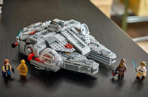 New Lego smart play Star Wars sets add a talking C-3PO