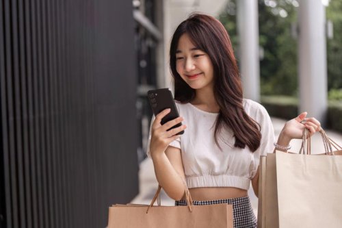 1. ประกาศศักดา &ldquo;รักตัวเอง&rdquo; คือที่สุด, 2. รวมพล &ldquo;คนโสดสายกิน&rdquo; จองบุฟเฟต์ปราบเซียน, 3. Digital Detox ปิดโซเชียลชั่วคราว, 4. กิจกรรม &ldquo;สายมู&rdquo; ขอความรักล่วงหน้า, 5. Solo Travel ทริปสั้นๆ ปั่นความสุข, 6. กิจกรรม Workshop ฮีลใจ แถมได้เพื่อนใหม่เพิ่มขึ้น, วาเลนไทน์ 2569 กับ 6 กิจกรรมเอาตัวรอดฉบับคนโสดแบบไม่เหม็นความรัก