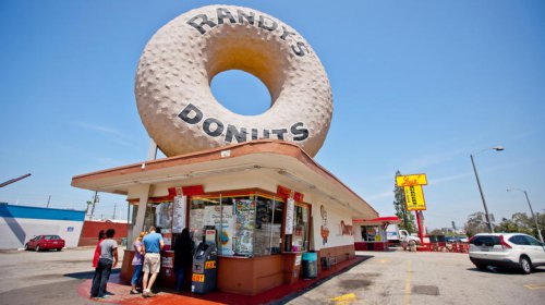 Why you'll find a donut shop on almost every corner in Southern California