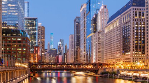 Chicago Dogs, Deep Dish Pizza, Italian Beef, Jibaritos, Tavern-Style Pizza, Garrett Popcorn, Pierogi, Chicago-Style Giardiniera, Pizza Puffs, Flaming Saganaki, Top 10+ foods people miss most after leaving Chicago