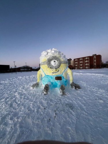 Look: Students build giant minion out of snow on Vincennes University campus