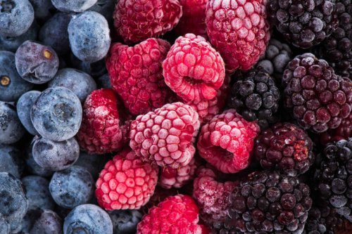 Top 5+ fruits you should never buy fresh (only frozen)