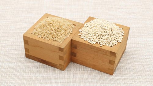 白米・玄米・もち麦の違い, 玄米の特徴, もち麦の特徴, 結論, 玄米ともち麦、健康にいいのはどっち?血糖値が気になる人が知っておきたい違い｜管理栄養士が解説