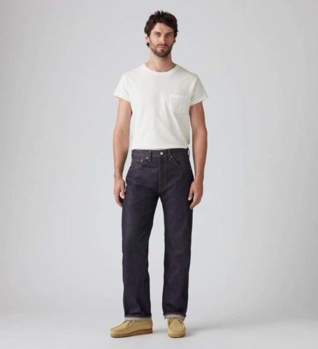 Top 10+ pieces every stylish man needs in his capsule wardrobe