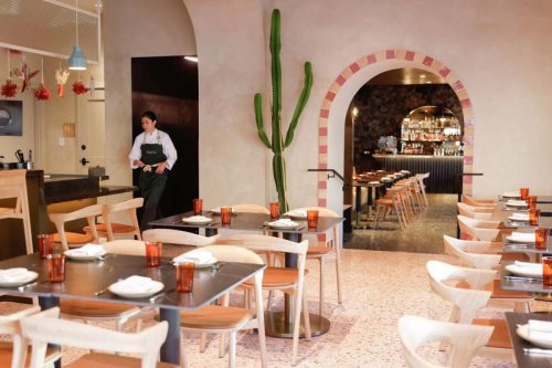 SF.'s newest Mexican restaurant hopes to fill the void between taquerias and fine dining