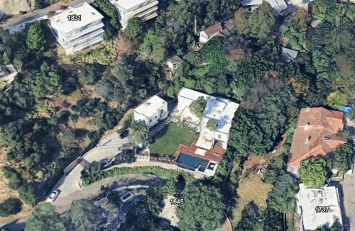 Where does Bad Bunny live?