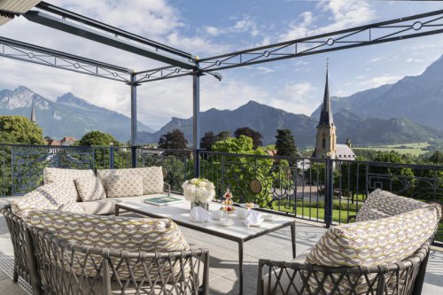 Bernina Express: the perfect first solo trip for a woman in her 30s?