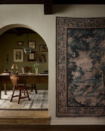 Gallery walls are out&mdash;here's what designers prefer instead