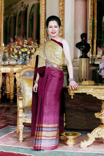 ยกย่อง &lsquo;พระพันปีหลวง&rsquo; สตรีผู้ทรงพลัง วาระครบ 50 ปี สหพันธ์สมาคมสตรีนักธุรกิจฯ