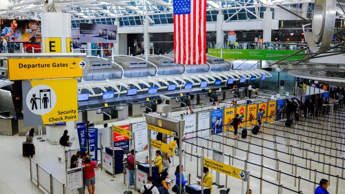 Friday flights now cheapest as traditional travel booking wisdom dies according to new data