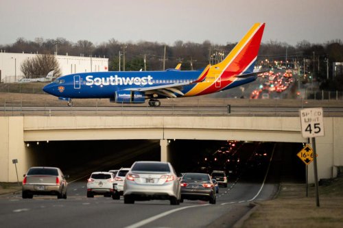 Long-term Nashville airport plans grapple with short-term traffic gridlock