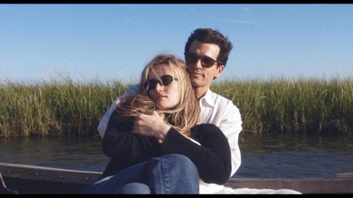 Teenagers are obsessed with 'Love Story' &mdash; and their moms' real memories from the '90s
