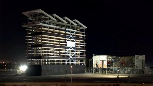 Las Vegas hotel-casino that closed during COVID and never reopened is demolished