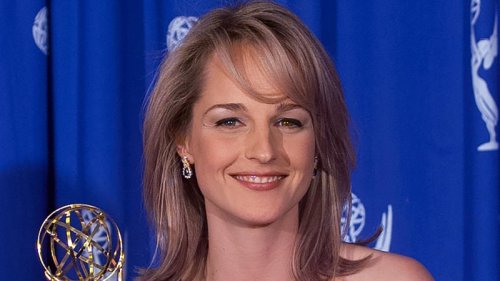 Oscar-winning actress and her lookalike daughter attend first event together in 7 years