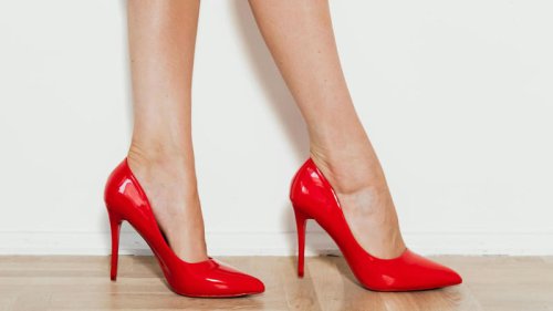 Top 10+ shoes men find attractive &amp; 10 that turn them off immediately