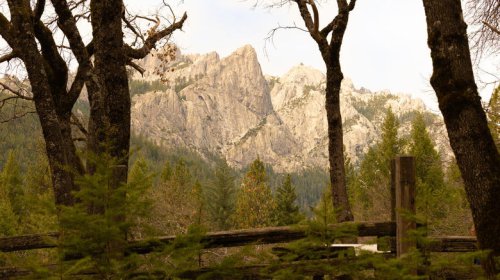 Castle Crags State Park's charming gateway is a California canyon community with cozy stays and iconic trails