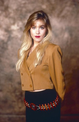 Christina Applegate details anorexia battle while starring on 'Married... With Children': 'I'd punish myself'