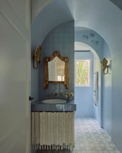 Sink skirts are the nostalgic trend designers can't get enough of in 2026