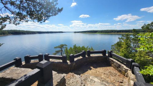 Missouri's underrated lake in a scenic state park is perfect for camping, hiking, and fishing