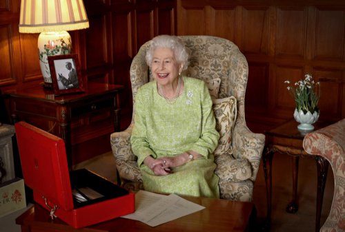 Royal photographer says the late queen didn't make it easy and didn't always smile