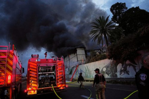 US travel warnings updated over Iran threat